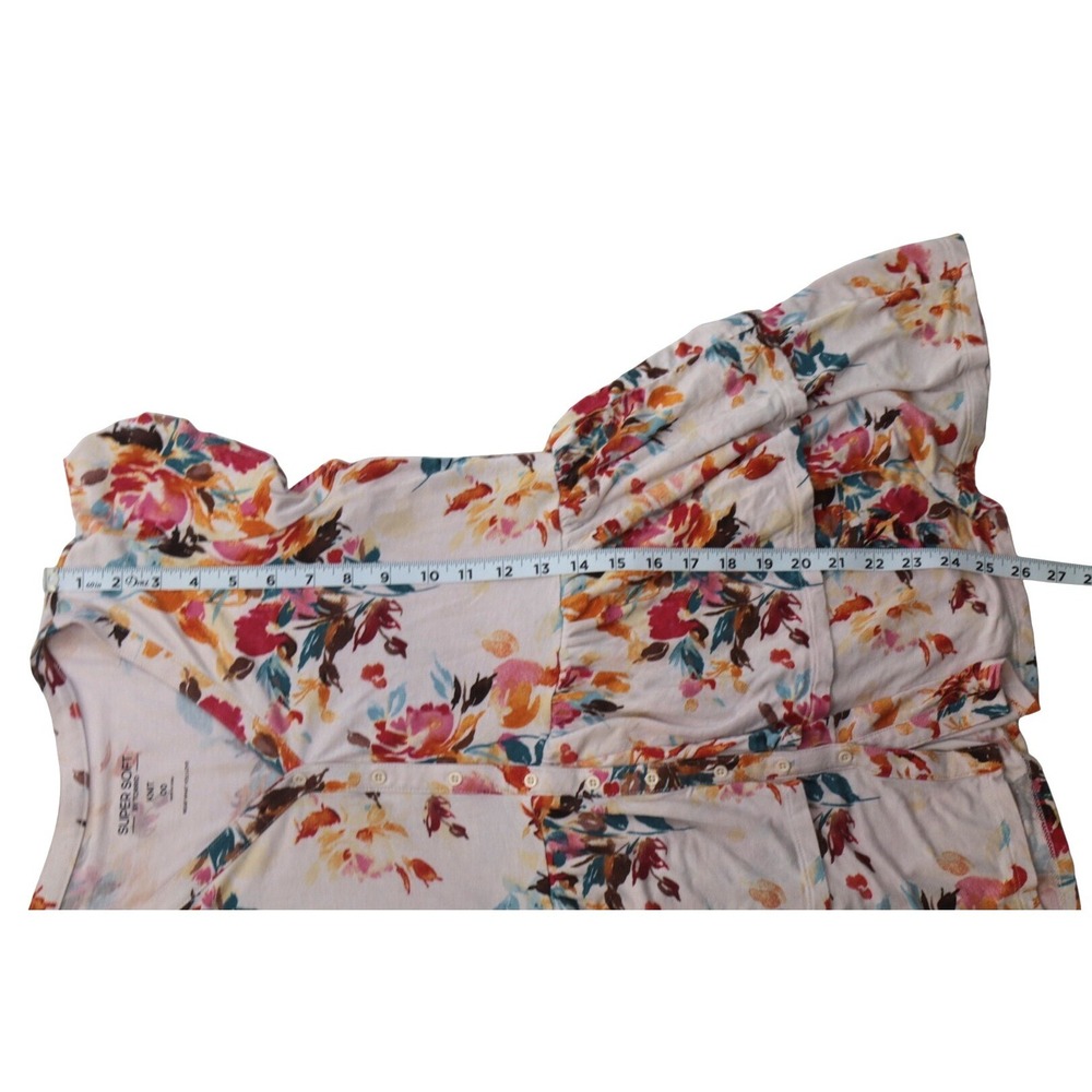 Torrid Super Soft Knit Floral Tiered Babydoll Top Button Front V-Neck Pink 00 - Picture 4 of 9